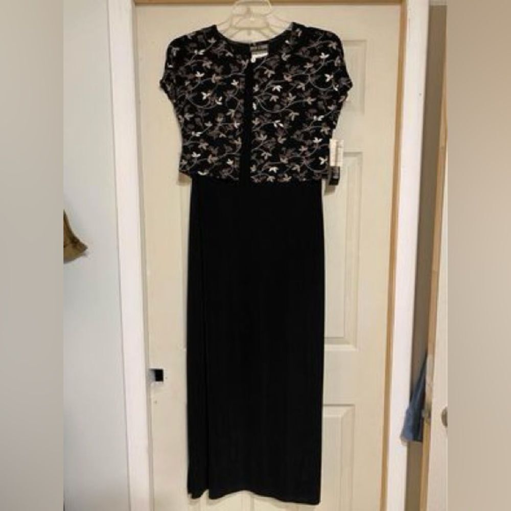 Dress maxi Byer Studio size 10 color black and white
